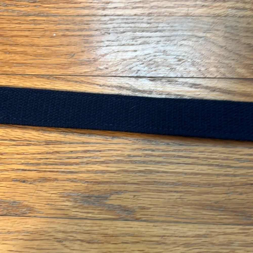 Vineyard Vines boy belt